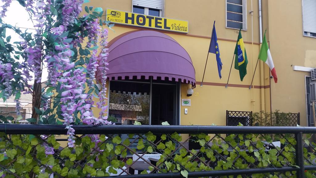 Hotel Violetta Parma Buitenkant foto